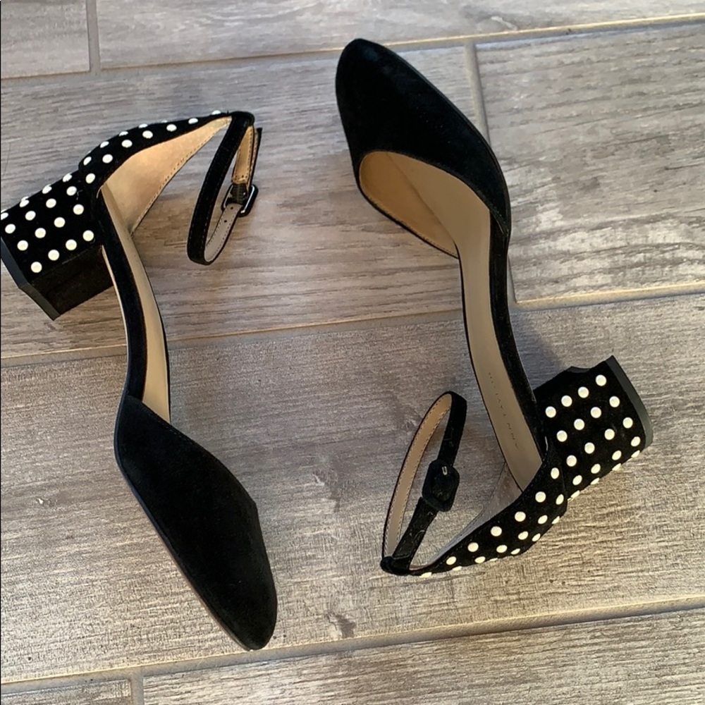 Ann Taylor Black 2” Heels with faux pearl trim